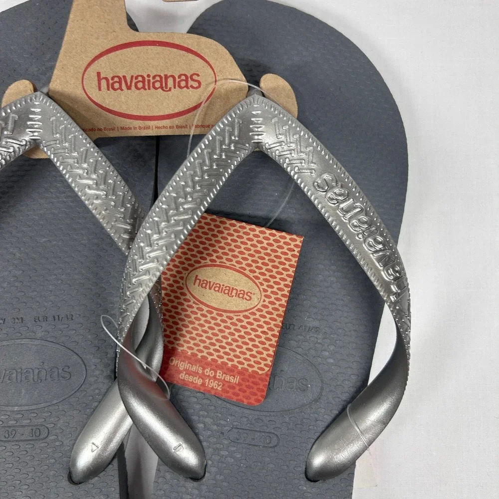 Havaianas Metallic Silver Grey Flip Flops NWT Logo Rubber Sandals USA 9/10W